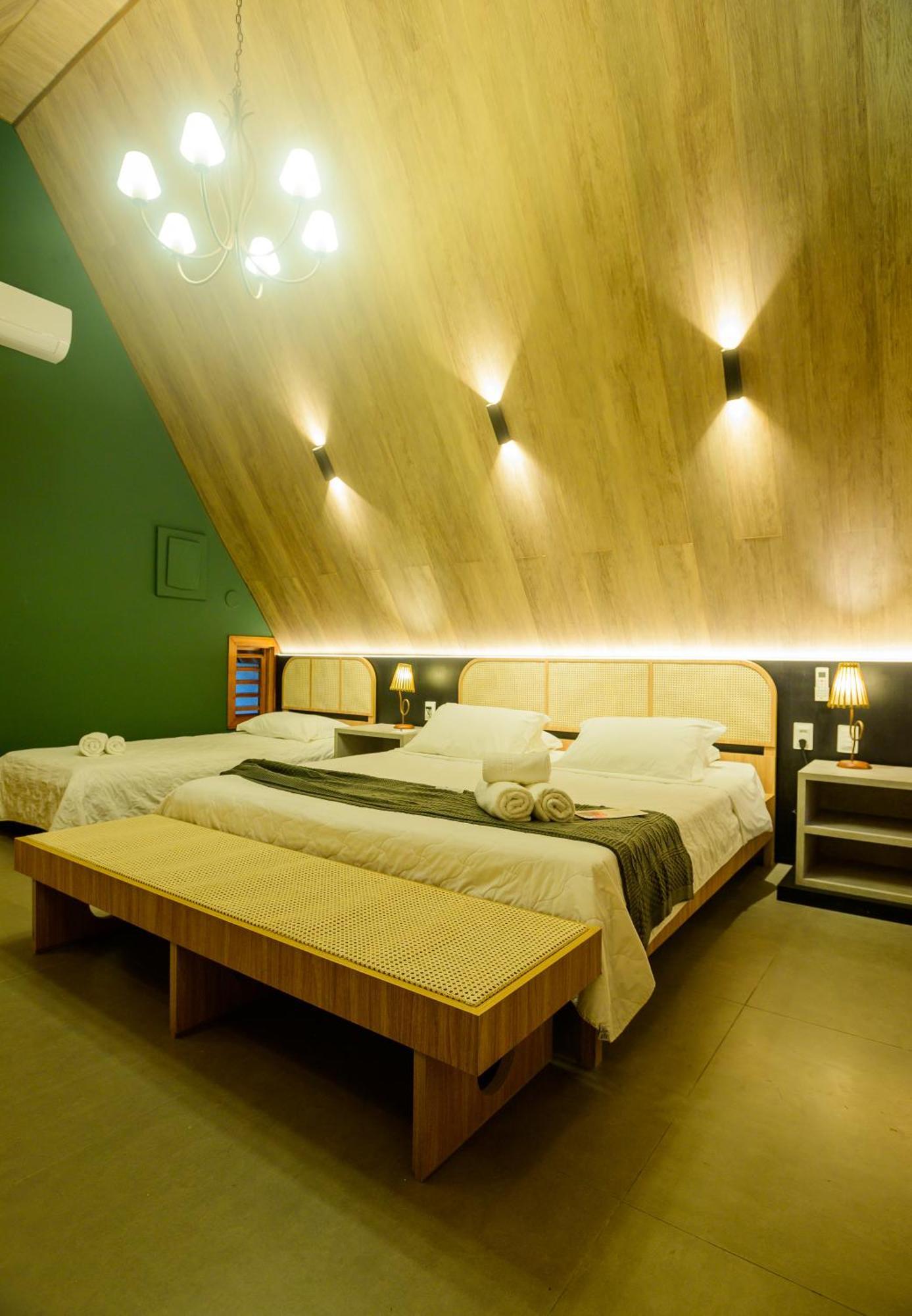 Hotel Vale Das Nuvens Гуарамиранга Екстериор снимка
